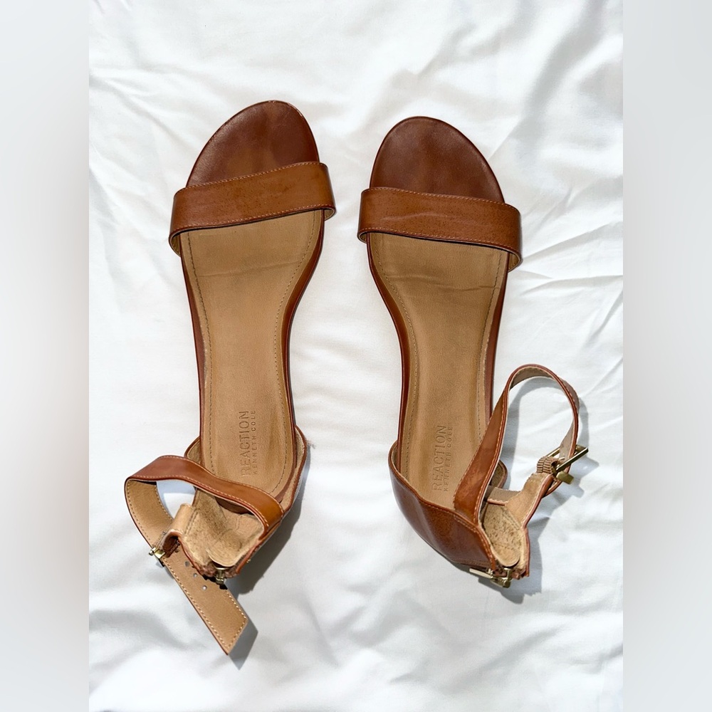 Kenneth Cole Reaction Sandals